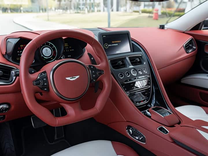 Aston Martin DBS 2019 DBS Superleggera V 12 Coupe — фото 9