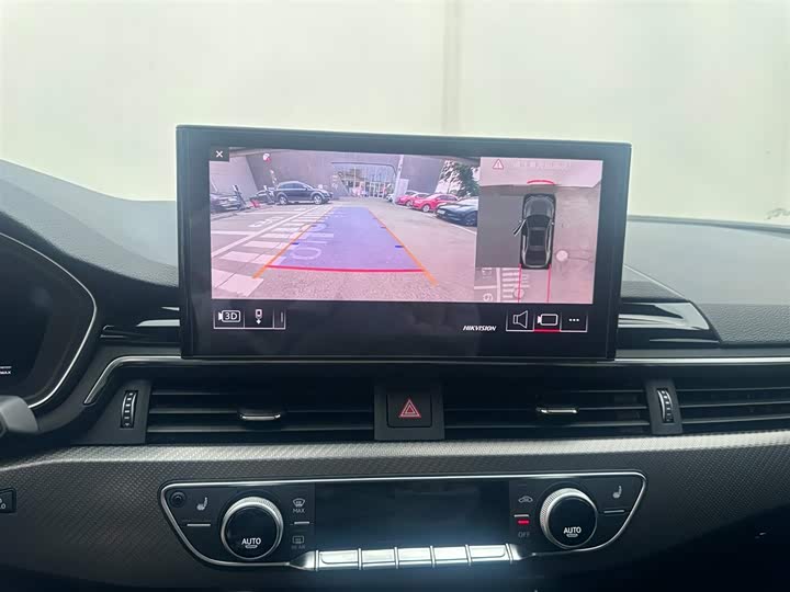 Audi A4L 2024 40 TFSI quattro RS — фото 7