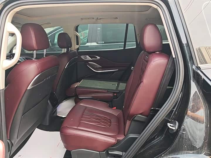 Hongqi HS7 PHEV 2024 2.0 T PHEV 4 WD 6 — фото 17