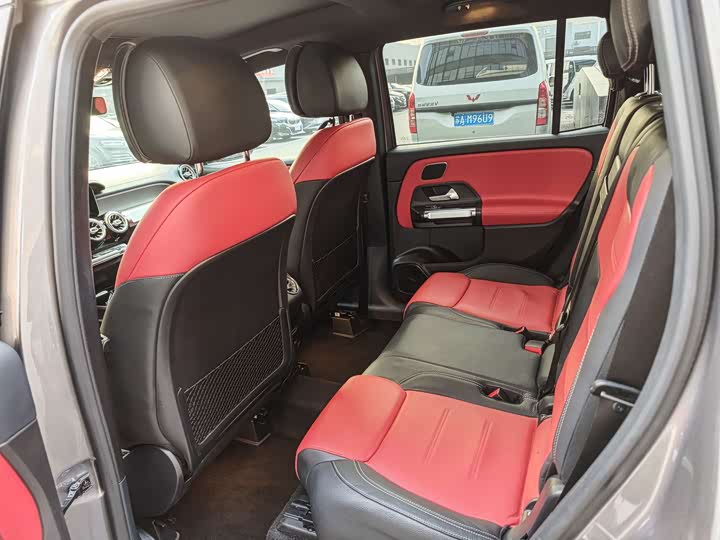 Mercedes-Benz GLB 2021 AMG GLB 35 4 MATIC — фото 16