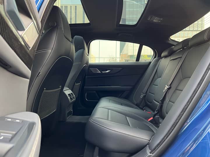 Jaguar XEL 2021 2.0 T 250 PS R-DYNAMIC SE — фото 7