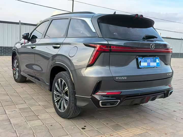 Changan CS75 PLUS 2023 1.5 T ATPremium — фото 4