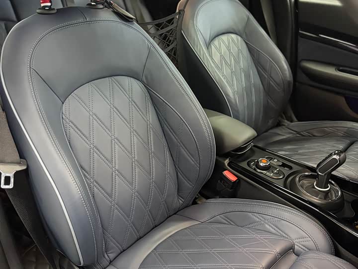 MINI Clubman — фото 11
