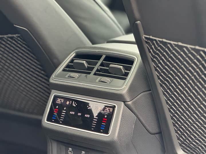 Audi A6L 2024 45 TFSI — фото 15