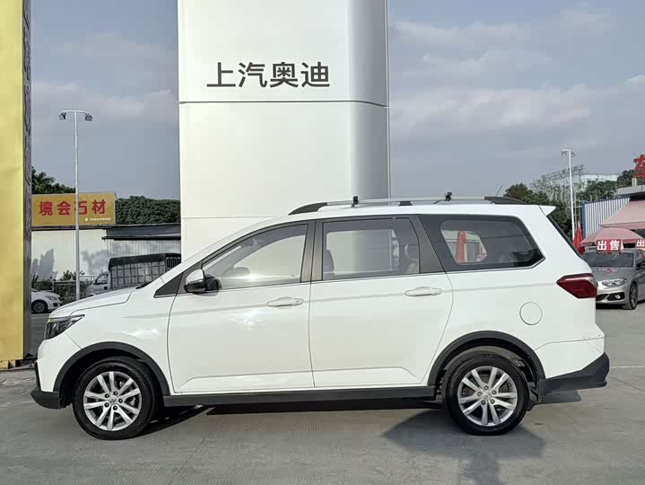 BAIC Changhe M70 2017 1.5 L MT — фото 10