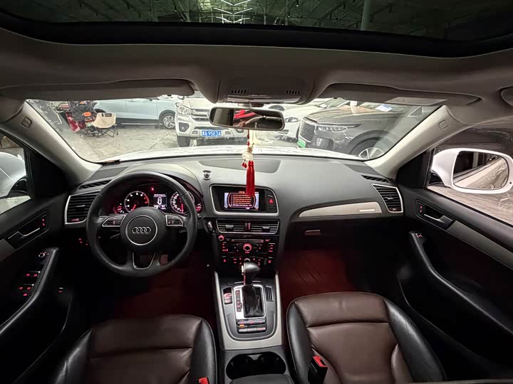 Audi Q5 2017 Plus 40 TFSI — фото 14