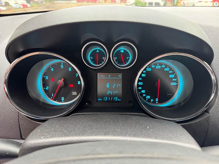 Changan CS35 2015 1.6 L MTComfort IV — фото 8