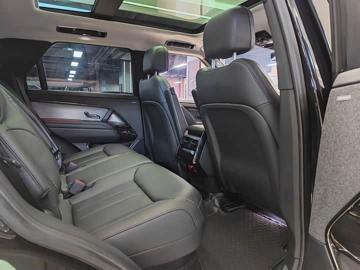 Land Rover Range Rover Sport — фото 13