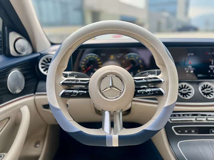 Mercedes-Benz E-Class 2021 E 300 L Luxury — фото 14