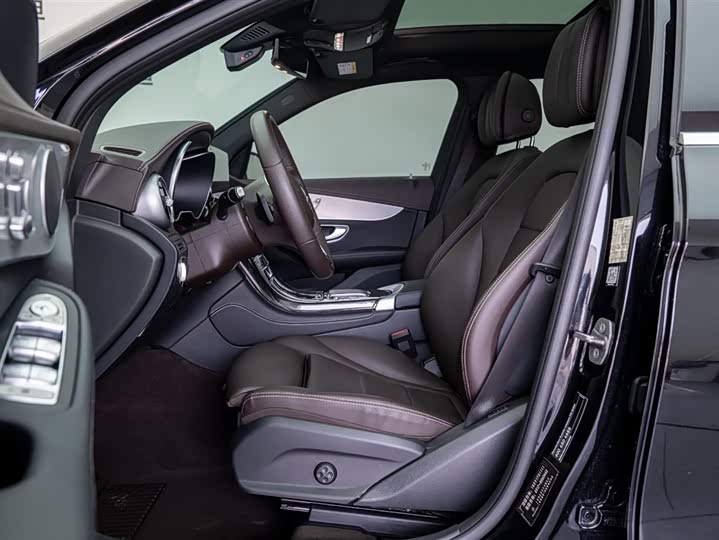 Mercedes-Benz GLC 2021 GLC 260 L 4 MATIC — фото 10