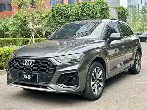 Audi Q5L 2022 40 T — фото 16