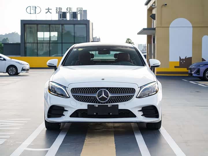 Mercedes-Benz C-Class 2019 C 300 — фото 6