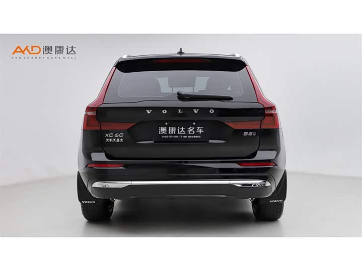 Volvo XC60 2026 B 5 4 WD — фото 4