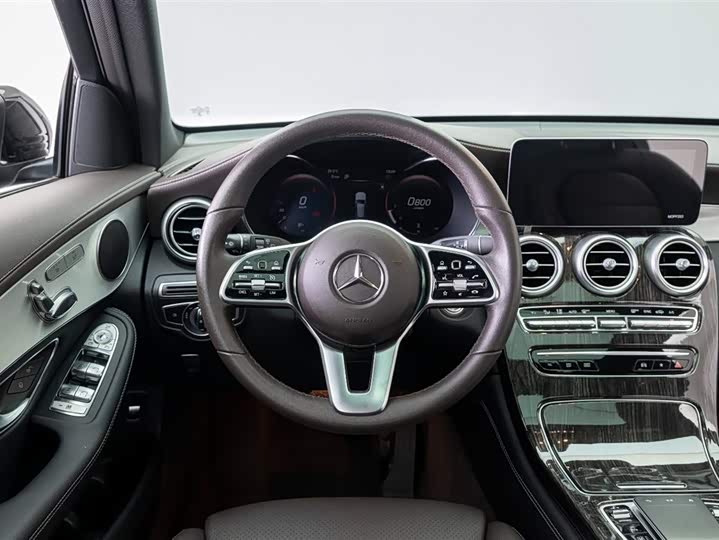 Mercedes-Benz GLC 2021 GLC 260 L 4 MATIC — фото 18