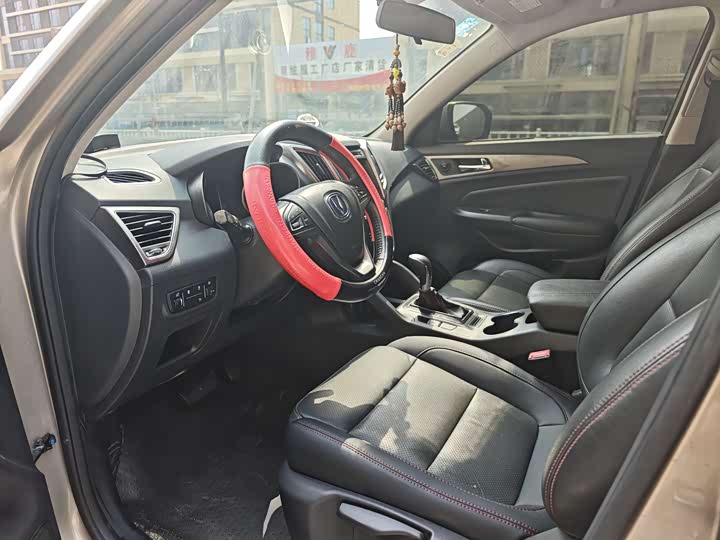 Changan CS75 2014 1.8 T ATPremium V — фото 7