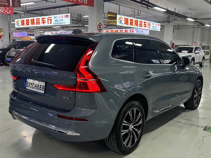 Volvo XC60 2022 B 5 4 WD — фото 7
