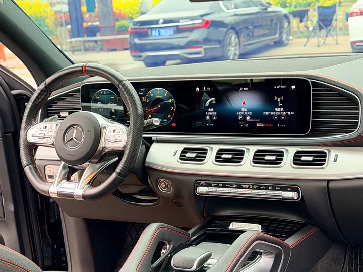 Mercedes-Benz GLE 2023 AMG GLE 53 4 MATIC+ — фото 5