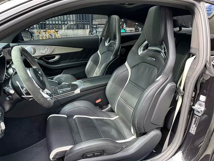 Mercedes-Benz C-Class 2019 AMG C 63 S — фото 10