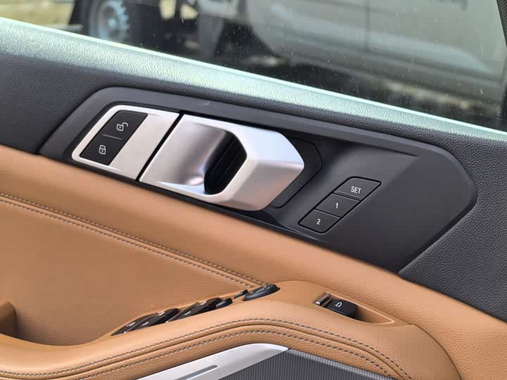 BMW X5 2020 x Drive 40i M — фото 22