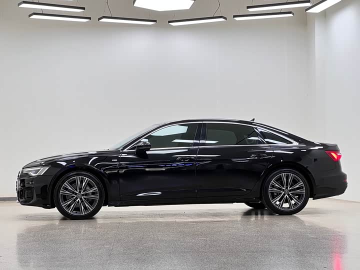 Audi A6L 2021 45 TFSI quattro — фото 30