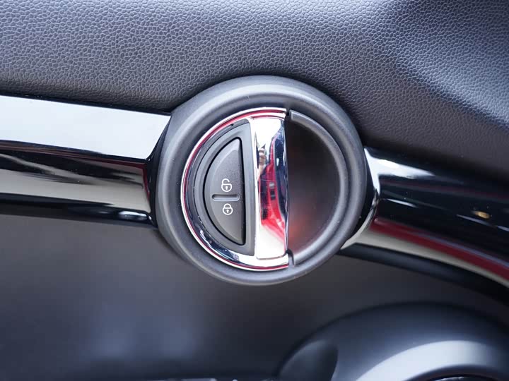 MINI Hatch — фото 13