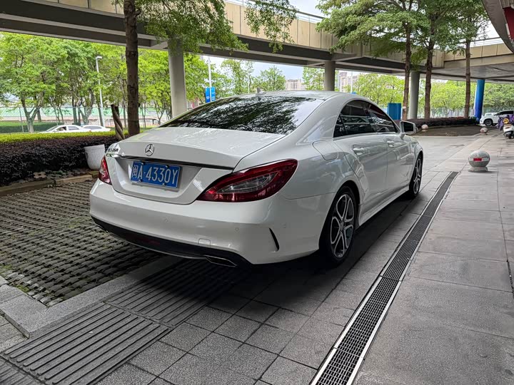 Mercedes-Benz CLS 2016 CLS 260 — фото 4