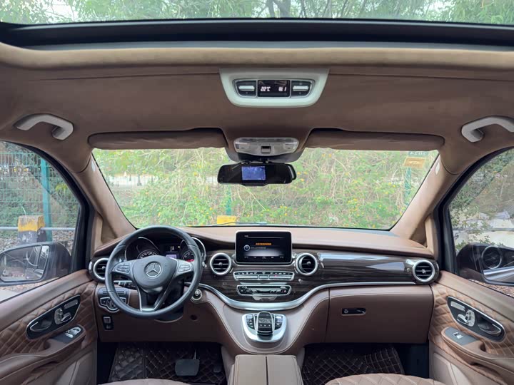 Mercedes-Benz V-Class 2017 V 260 — фото 8