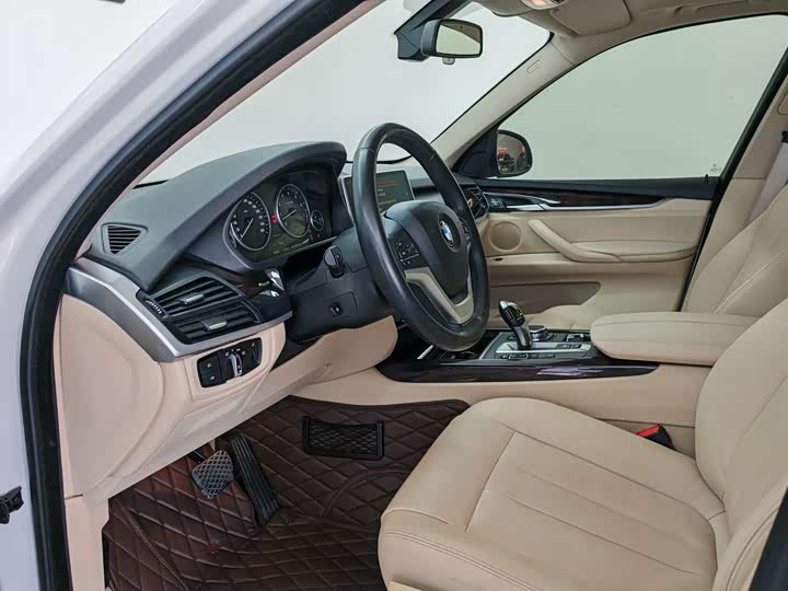 BMW X5 2014 x Drive 35i — фото 9
