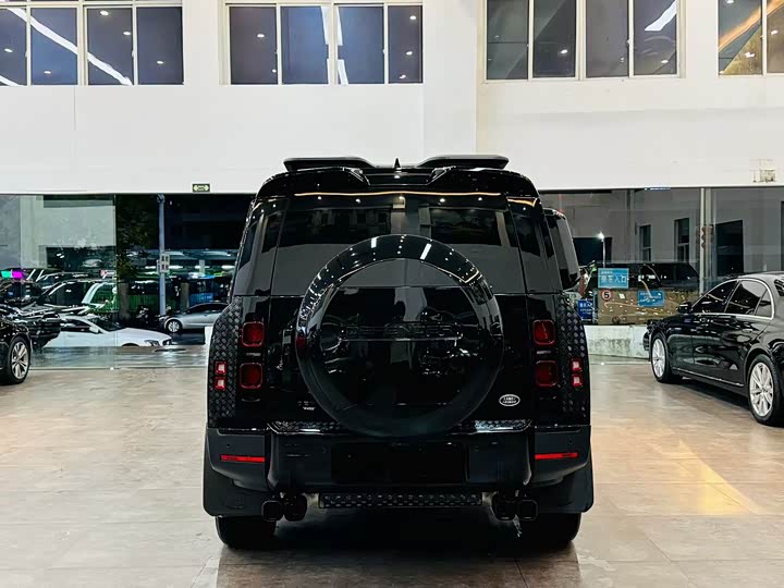 Land Rover Defender — фото 5
