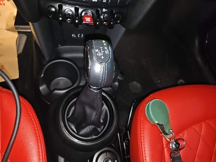 MINI Hatch — фото 14