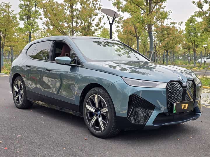 BMW i 2022 x Drive 50 — фото 3