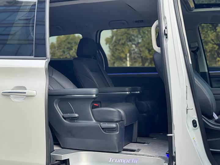 Trumpchi M8 2024 390 T — фото 15