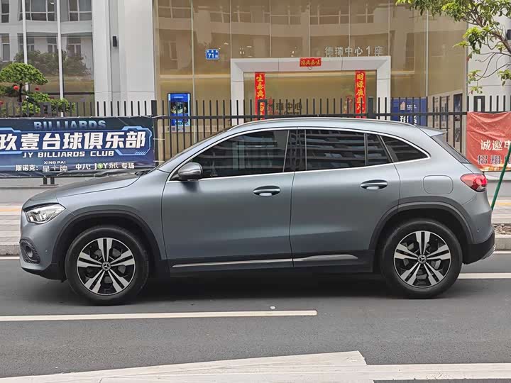 Mercedes-Benz GLA 2022 GLA 200 — фото 6