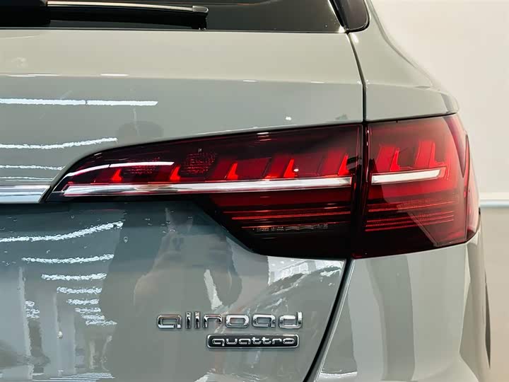 Audi A4 2022 allroad quattro — фото 13