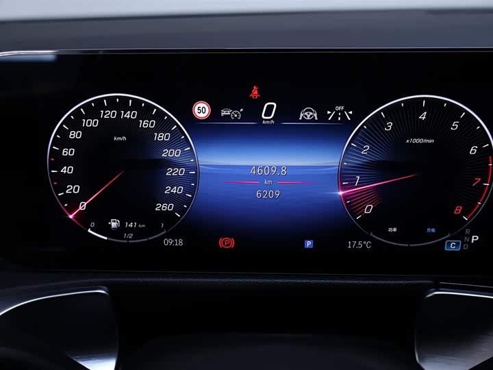 Mercedes-Benz GLB 2025 GLB 220 — фото 15
