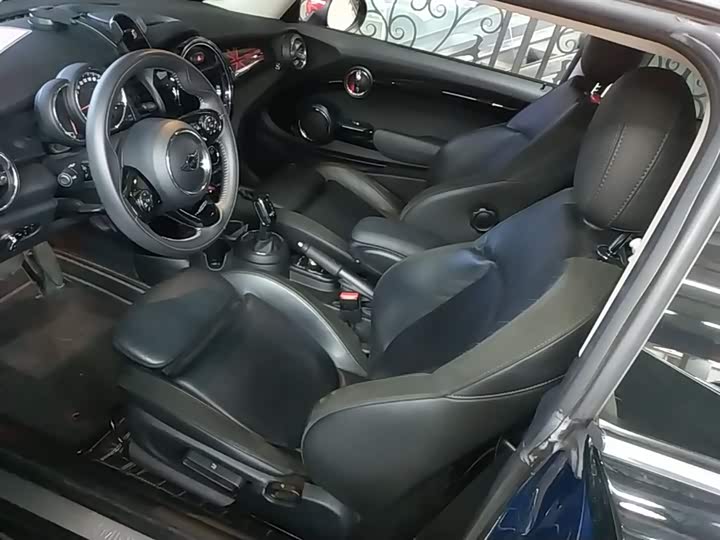 MINI Hatch — фото 15