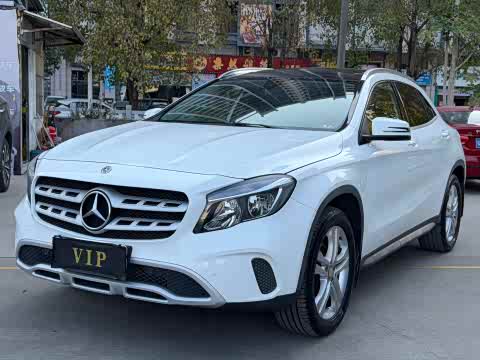 Mercedes-Benz GLA 2018 GLA 200 — фото 10