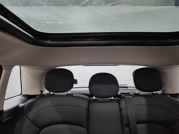 MINI Hatch — фото 18