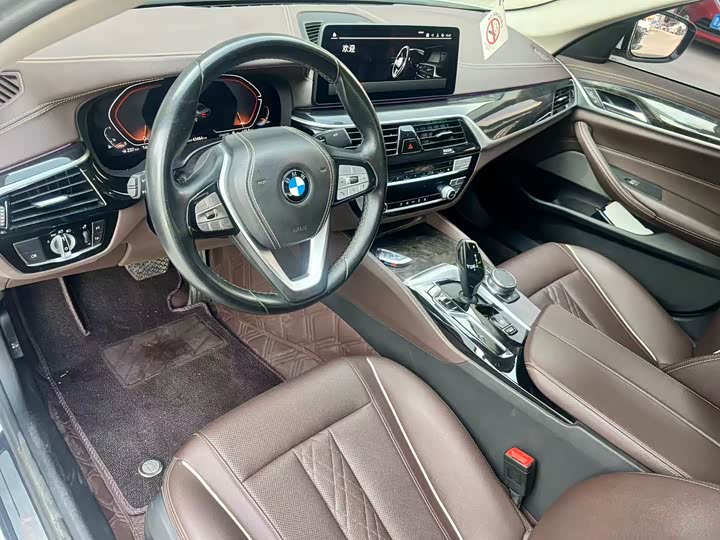 BMW 5 Series 525Li люкс-пакет — фото 4
