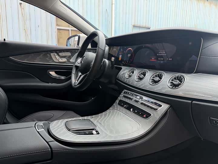 Mercedes-Benz CLS 2021 CLS 300 — фото 14
