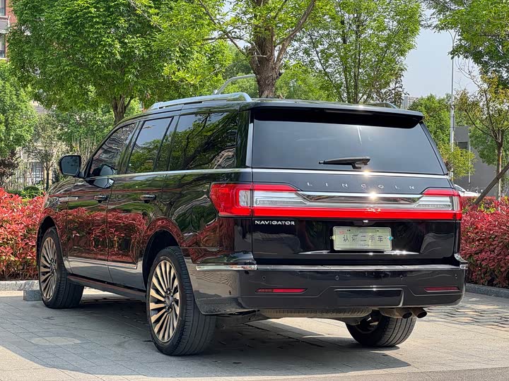 Lincoln Navigator — фото 4