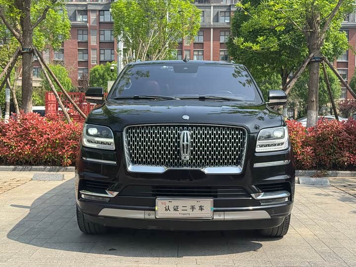 Lincoln Navigator — фото 2
