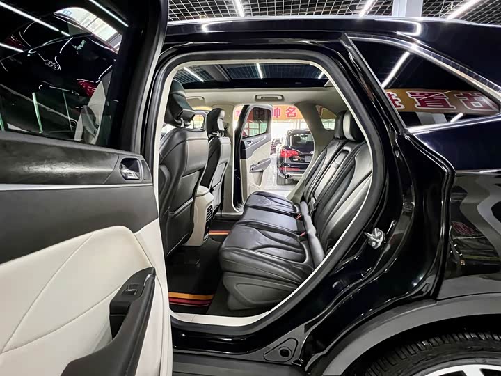 Lincoln MKC 2019 2.0 T 2 WD VI — фото 13