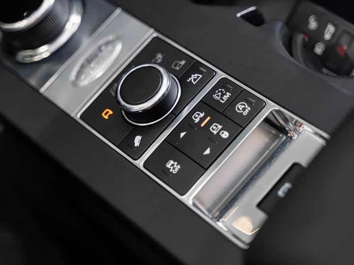 Land Rover Discovery — фото 17