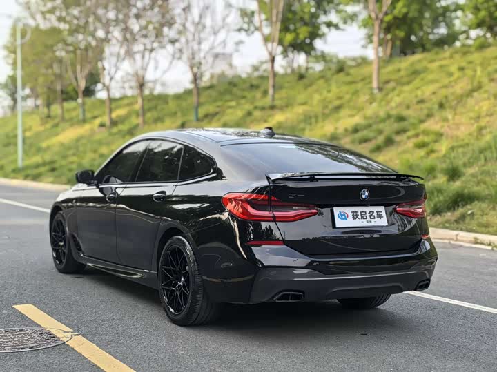 BMW 6-Series 2018 630i M — фото 10