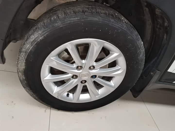 Changan CS35 PLUS 2021 1.6 L MT — фото 23