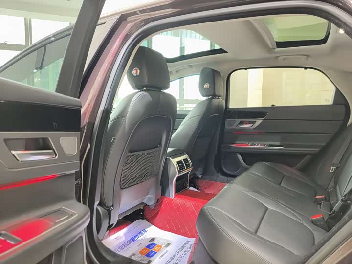 Jaguar XFL 2020 XFL 2.0 T P 200 2 WD — фото 19