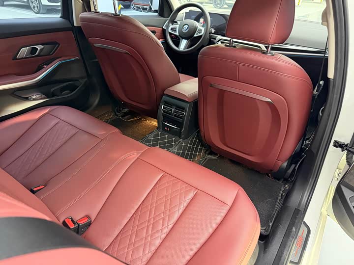 BMW i 3 2024 e Drive 35 L — фото 11