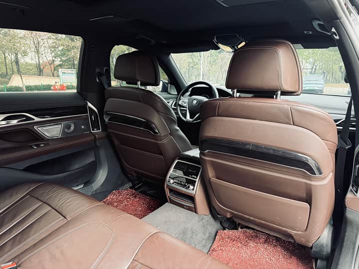 BMW 7-Series 2018 730 Li Leading M — фото 20