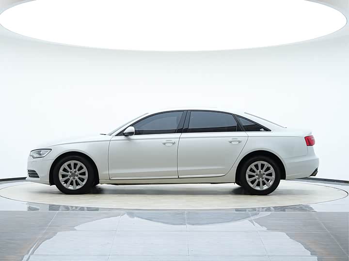 Audi A6L 2014 30 FSI Comfort — фото 8